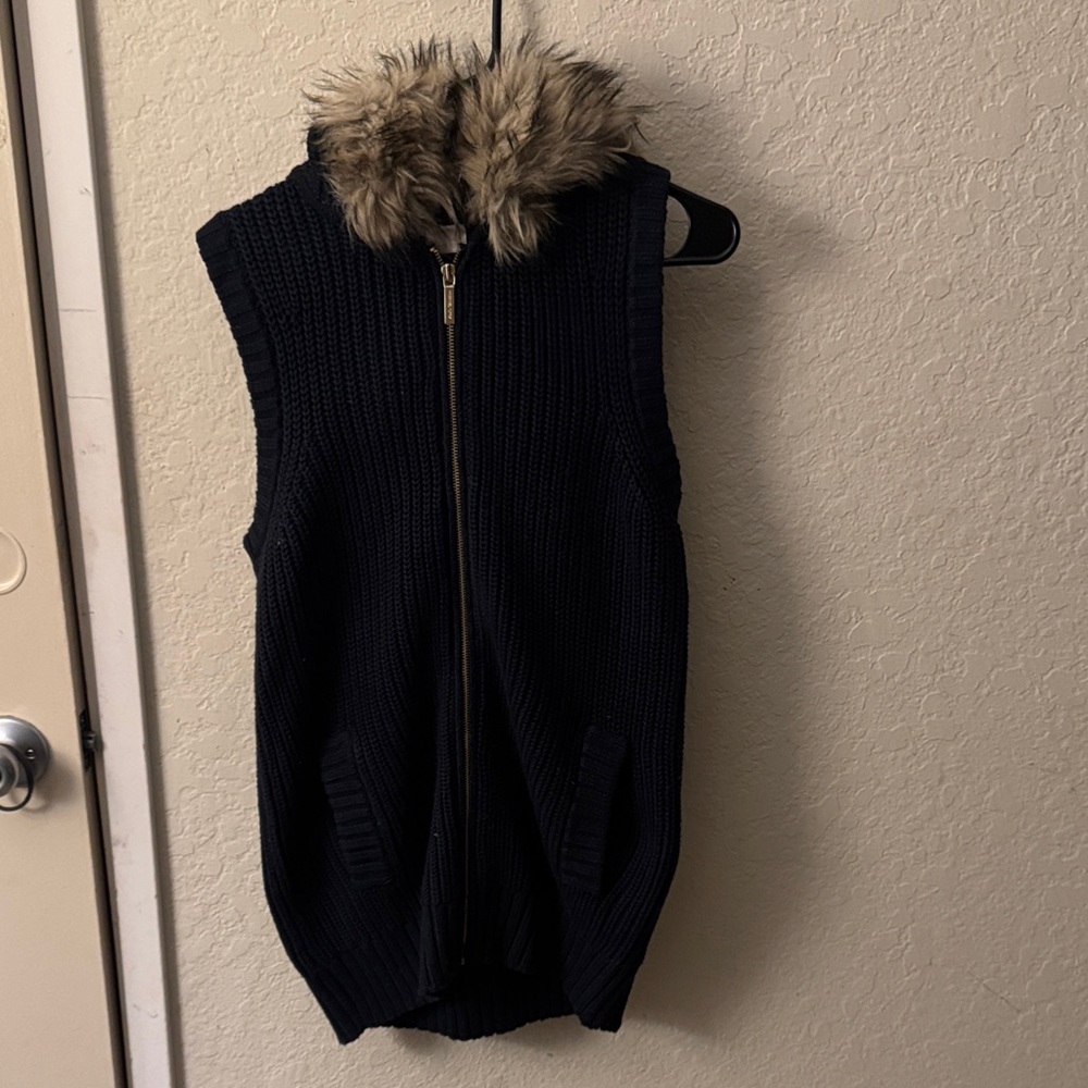MICHAEL Michael Kors Black Sweater Vest with Faux Fur Collar